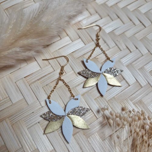 Boucles d'oreilles Ari blanc / doré