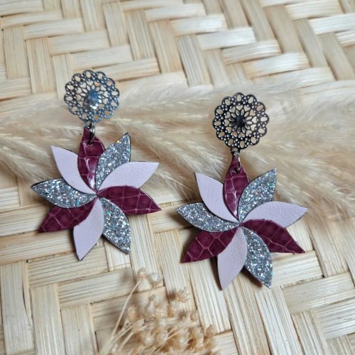 Boucles d'oreilles Flora rose / argenté