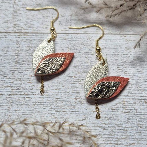 boucles d'oreille Swan corail holographique doré