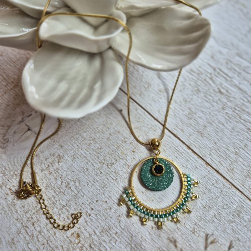 Collier pendentif Solis vert-doré